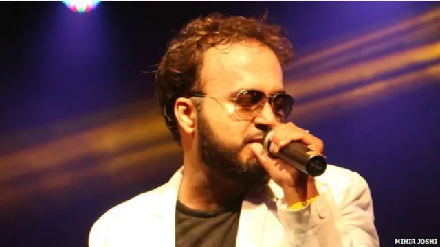 وکاس جوشی اپنے گانے پر ہونے والے تبصرے پر ’پریشان‘ ہیں