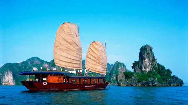 Nhiều vụ tai nạn gây chết người đã xảy ra trên Vịnh Hạ Long trong những năm qua