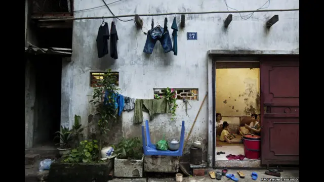 Rumah keluarga. Paola Nunez Solorio