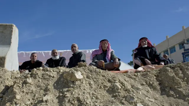 د وژل شوي پیلوټ خپلوان د خپل غړي په وژل کېدو تر ټولو ډېر دردېدلي دي.