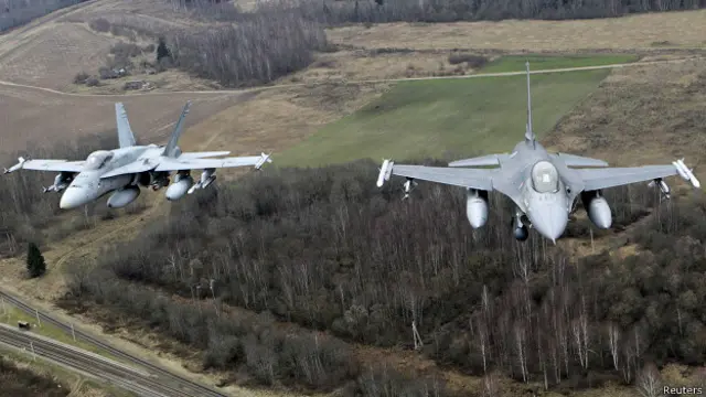 Самолеты НАТО над Латвией