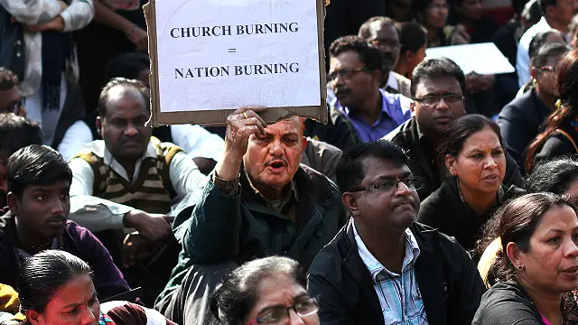 عیسائی رہنما نے سوال اٹھایا کہ اتنے حملوں کے بعد بھی وزیر اعظم خاموش کیوں ہیں؟