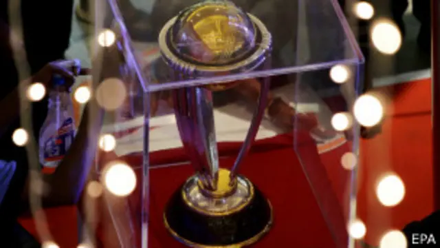 विश्व कप 2015 की ट्रॉफी