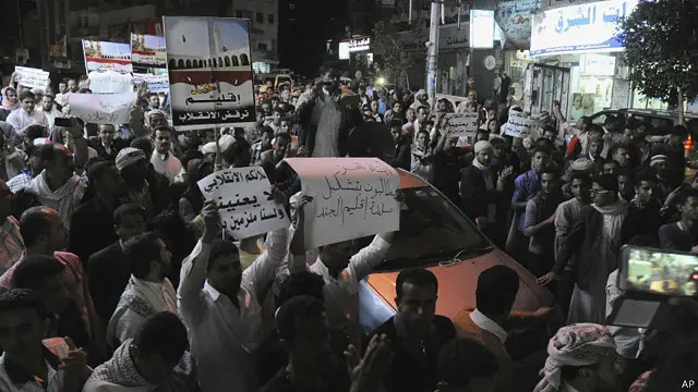 هزاران یمنی در مخالفت با تحولات اخیر در کشور دست به اعتراض زدند