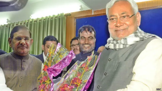 नीतीश समर्थकों ने सरकार बनाने का दावा पेश किया