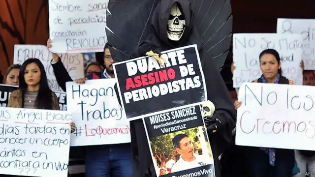 Protesta en Veracruz por el asesinato de periodistas