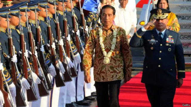 印尼总统佐科目前正在菲律宾访问。