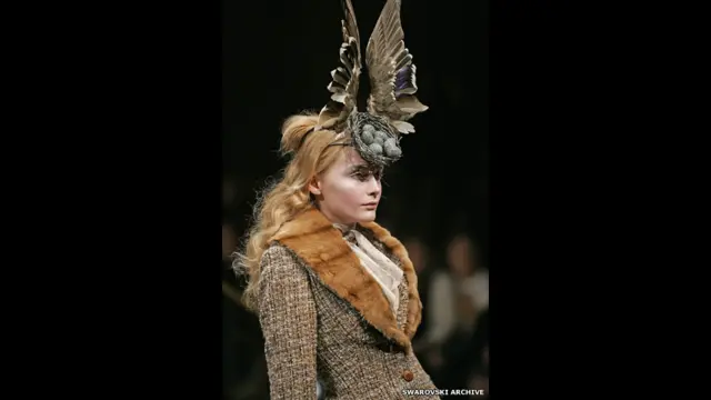 Головной убор "Птичье гнездо" из драгоценных камней