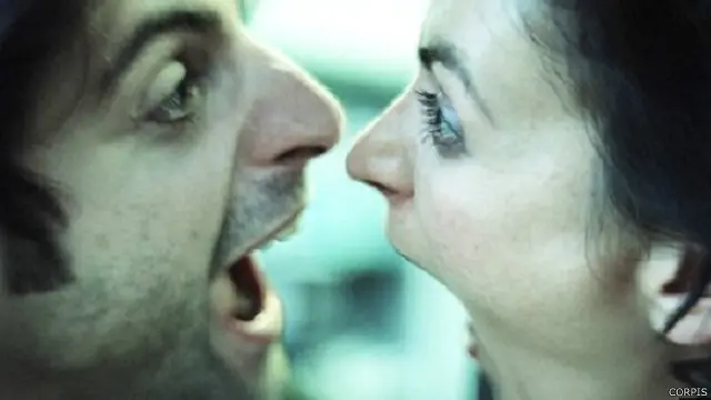 سامسونغ ليست أول شركة تصنيع أجهزة تلفاز ذكية تواجه مشاكل بسبب التقاطها بيانات شخصية 