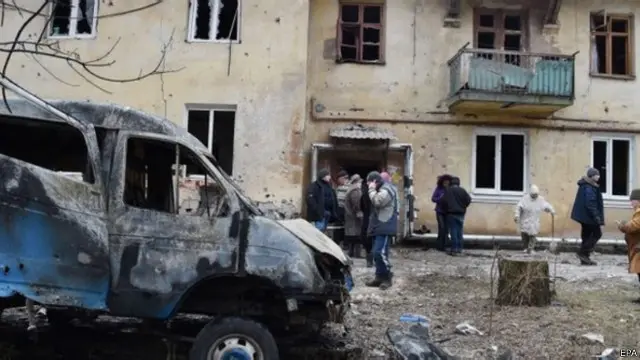 في أعقاب قذف شهدته مدينة دونيتسك