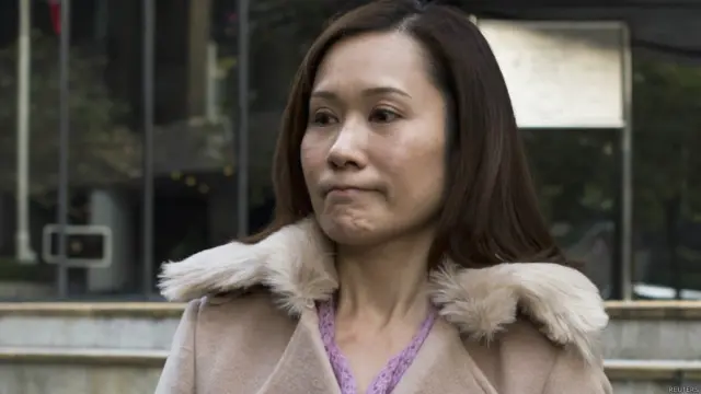 罗允彤在香港湾仔法院大楼外（8/1/2015）