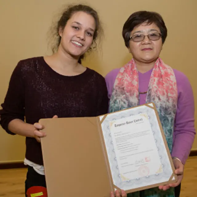 希腊女孩 Eleni Papaioannou