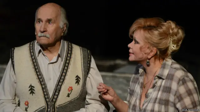 Владимир Зельдин на сцене