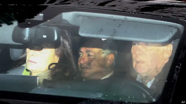 Доминик Стросс-Кан прибывает в суд Лилля