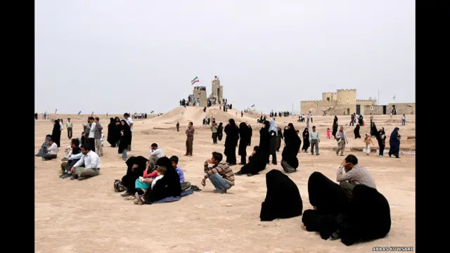 Кўргазма Эрон ҳақидаги анъанавий тасаввурларни чилпарчин қилиб юборади