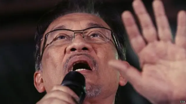 ينظر إلى أنور، بحسب مراسلين، على أنه الشخص الوحيد الذي يستطيع كسر هيمنة الائتلاف الحاكم