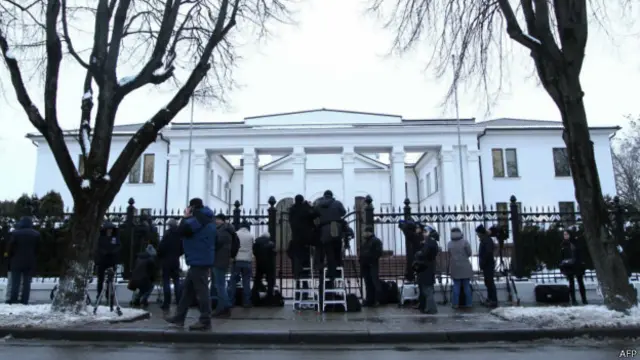 Perundingan akan berlangsung di Istana Presiden Belarus di Minsk, Rabu (11/02).