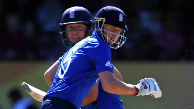 بیلنس نے جوائے روٹ کے ساتھ مل کر بھی 66 رنز کی اچھی شراکت قائم کی۔