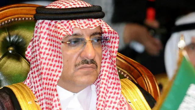 Mohammed bin Nayef, dijadikan figur pengganti raja. Pria yang menjabat menteri dalam negeri Arab Saudi itu ialah keponakan Raja Salman.