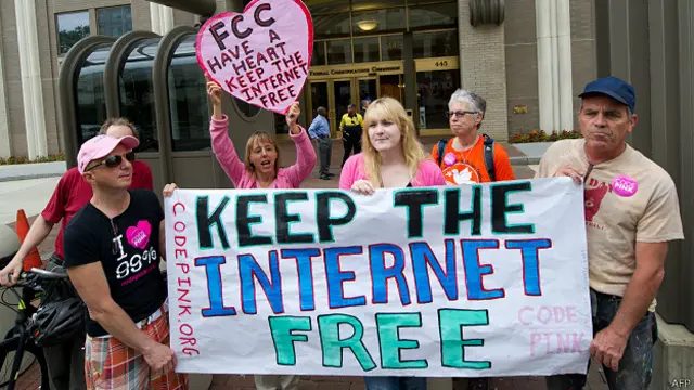 مقررات تازه یک پیروزی برای مدافعان بی‌طرفی اینترنت است