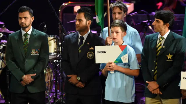 د هند او پاکستان تر منځ لوبه د کرېکټ ډېرو مینه والو لپاره ځانګړی ارزښت لري. دغه لوبه د فبرورۍ پر ۱۵مه د استرالیا په اډلېډ لوبغالي کې ترسره کېږي.