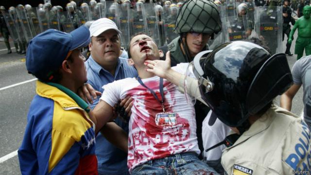 Nuevas manifestaciones a un año de las protestas en Venezuela - BBC News  Mundo