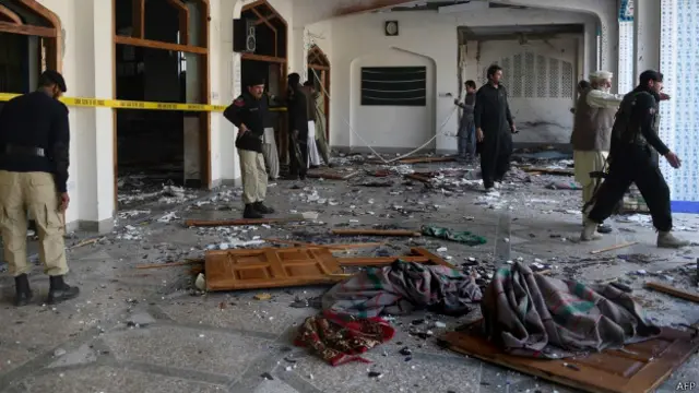 حملہ آوروں کی تعداد چار تھی جن میں سے تین کے جسموں کے باقیات اور ایک کی لاش ملی ہے۔