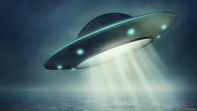 بعضی دانشمندان هشدار داده‌اند که موجودات فضایی پیشرفته ممکن است سیاره ما را نابود کنند