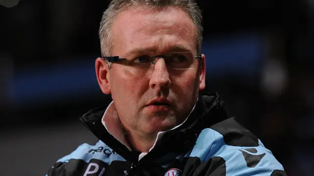 兰伯特执教期间两次要求主席解职