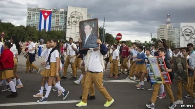 古巴總統勞爾·卡斯特羅宣佈，他凖備3年後辭職，讓位給年輕人。