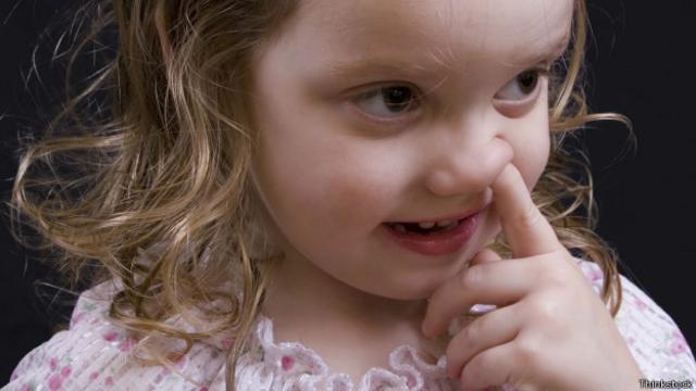Является ли синева под глазами у ребенка нормой?