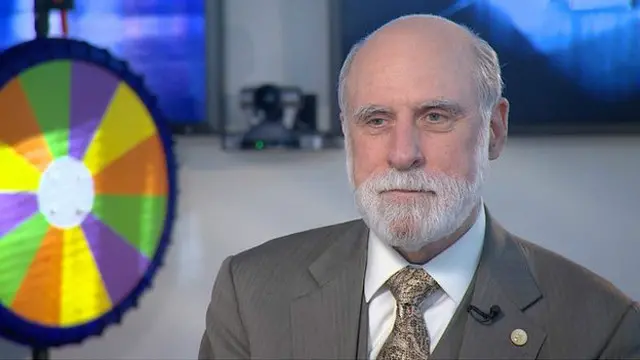 ونٹ سرف گوگل کے نائب صدر ہیں اور موجود ہارڈ ویئر اور سافٹ ویئر کے تحفظ کے لیے جنگ لڑ رہے ہیں