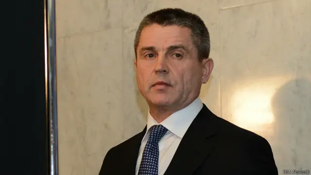 Владимир Маркин