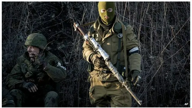 Quân nổi dậy đang tiếp tục bao vây thị trấn Debaltseve