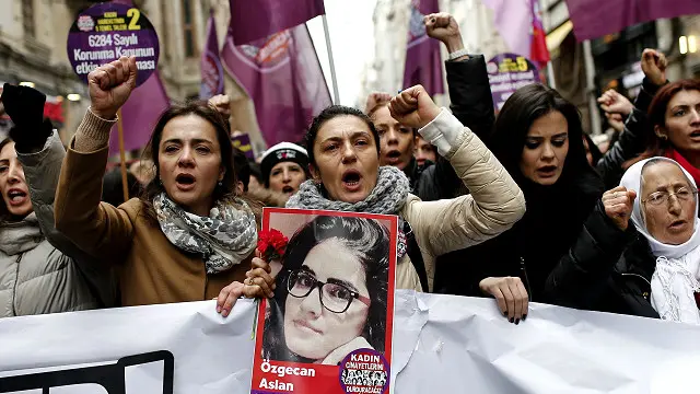 خواتین نے ملک میں خواتین کے خلاف تشدد کے خاتمے کے لیے قوانین کو مضبوط بنانے کا مطالبہ کیا