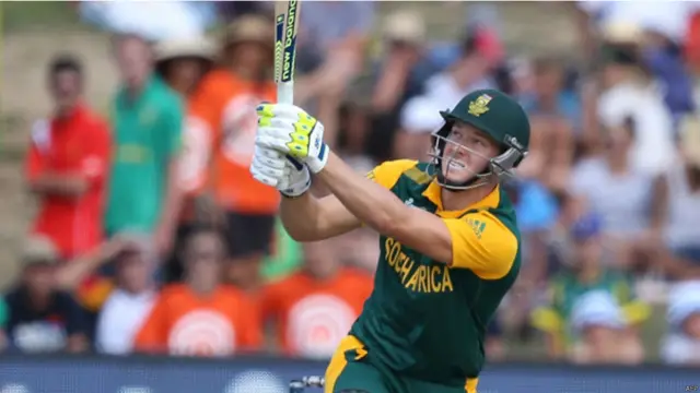 یہ خوشی ان کی آخری خوشی ثابت ہوئی کیونکہ اس کے بعد ملر اور جے پی ڈومینی نے کوئی وکٹ نہیں گرنے دی۔