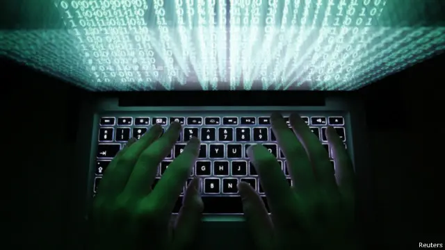 تستخدم العصابة فيروسات الحواسب الآلية في مهاجمة أنظمة المعلومات في البنوك.