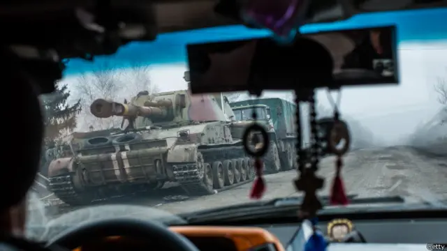 В районі Дебальцевого режим припинення вогню поки що не вступив в силу