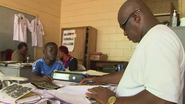 لائبیریا میں سکول کھول دیے گئے ہیں