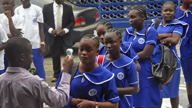 ګيني تېره مياشت ټول ښوونځي د زده کوونکو پر مخ پرانيستي وو، همدارنګه سيراليون غواړي د مارچ تر پايه پورې خپل ټول ښوونځي پرانيزي.