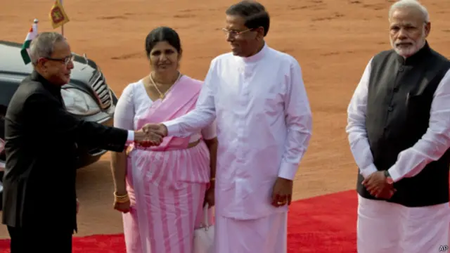 नरेंद्र मोदी