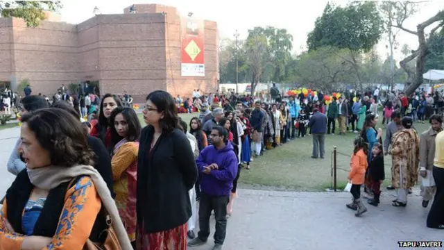 لاہور میں ثقافتی اور ادبی سرگرمیوں میں شہریوں کی بڑی تعداد دلچسپی رکھتی ہے۔