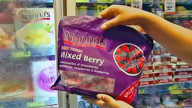 被召回的冷冻浆果（路透社电视／澳大利亚广播公司视频截屏16/2/2015）