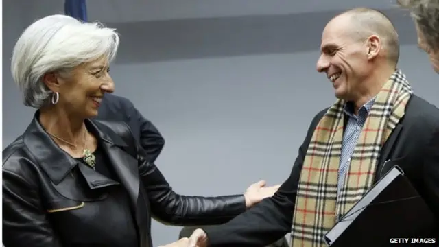 کریستین لاگارد رییس صندوق بین المللی پول و یانیس واروفاکیس وزیر اقتصاد یونان "ما همکاری با یکدیگر را شروع کرده ایم"