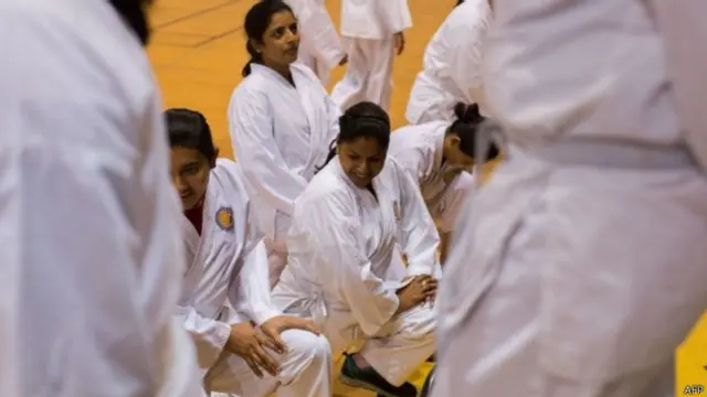 महिला कॉन्सटेबल 