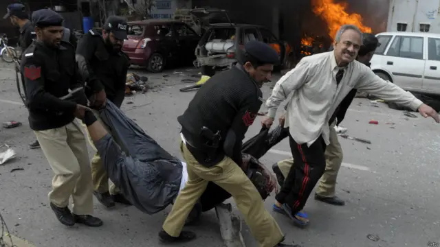 کالعدم تنظیم تحریکِ طالبان پاکستان جماعت الاحرار نے اس حملے کی ذمہ داری قبول کی ہے۔ لاہور میں اس سے پہلے بھی سکیورٹی اداروں کی تنصیبات کو نشانہ بنایا جا چکا ہے۔