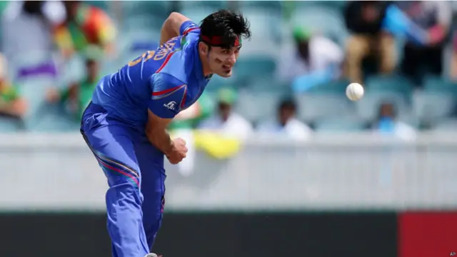 حسن حامد سمیت افغانستان کے بولروں نے آغاز میں اچھی کارکردگی کا مظاہرہ کیا ہے۔