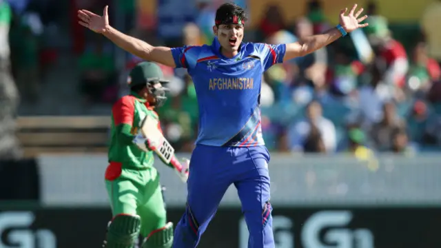 حمید حسن هم ۲ وېکټې واخیستې خو په لسو اورونو کې یې ۶۱ منډې ورکړې. 