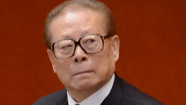 江泽民在中共十八大会议上（14/11/2012）