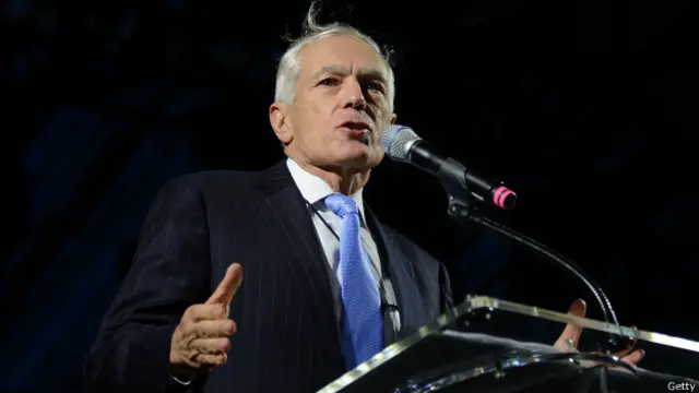 Уэсли Кларк